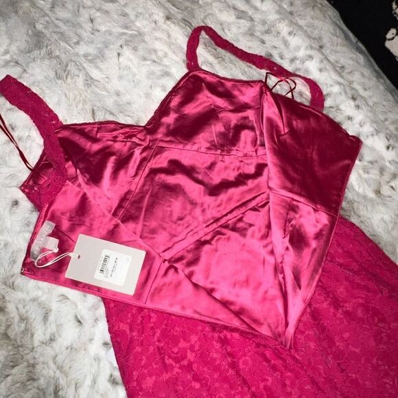 Chelsea28 magenta lace v neck fit and flare midi dress size 2 - Picture 8 of 12